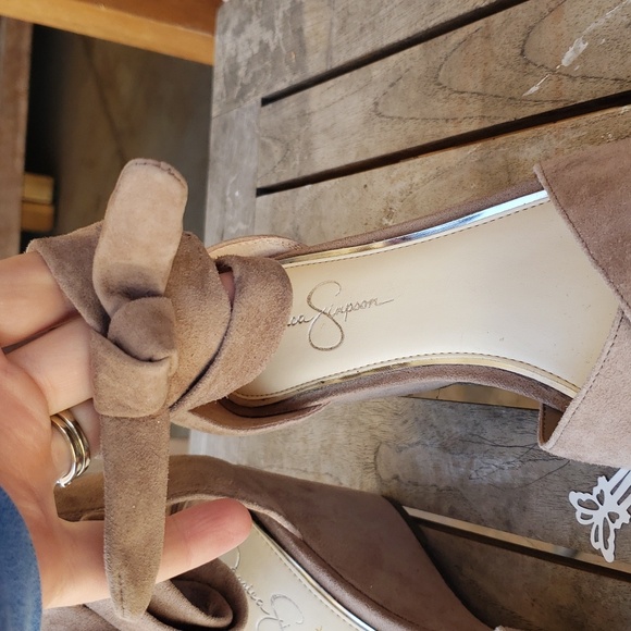 JESSICA SIMPSON Suede Wedges - Picture 7 of 8